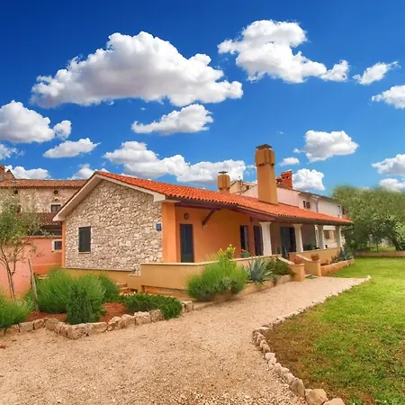 Fuer 4 Personen Ca 80 Qm In Cervar-porat, Istrien Istrische Riviera Ferienhaus *